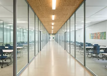 Okullar İçin Ucuz Elektrik